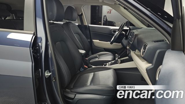 Hyundai Venue 2021 — photo 12