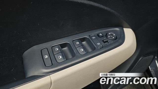 Hyundai Venue 2021 — photo 22