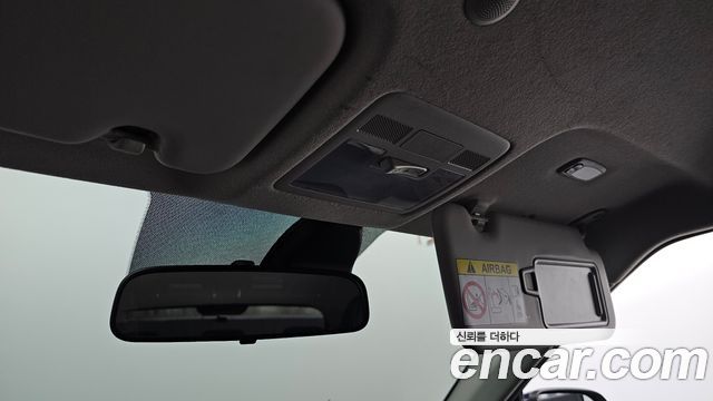 Hyundai Venue 2021 — photo 24