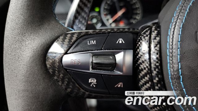 BMW 6-Series 2018 — photo 24