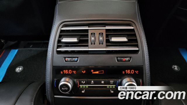 BMW 6-Series 2018 — photo 31