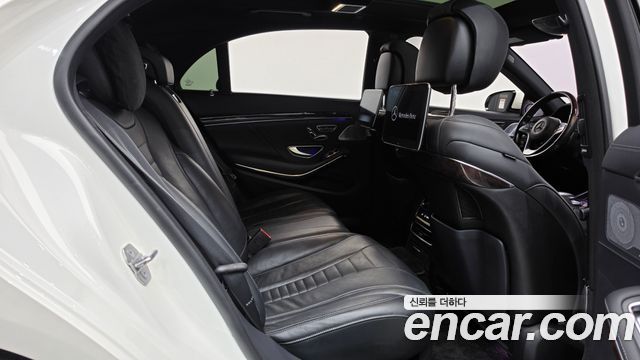 Mercedes-Benz S-Class 2019 — photo 18