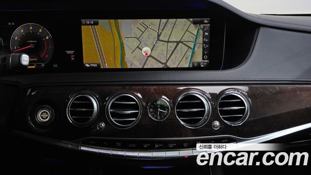 Mercedes-Benz S-Class 2019 — photo 19