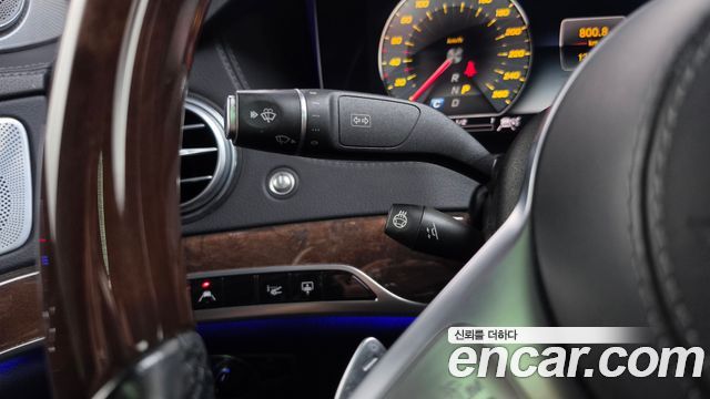 Mercedes-Benz S-Class 2019 — photo 38
