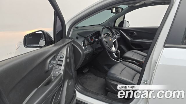 Chevrolet Korea Trax 2021 — photo 13