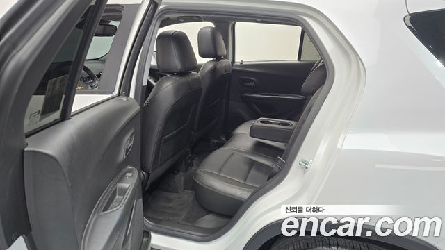 Chevrolet Korea Trax 2021 — photo 17