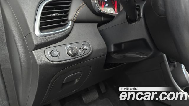 Chevrolet Korea Trax 2021 — photo 24