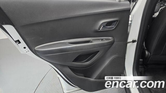 Chevrolet Korea Trax 2021 — photo 15