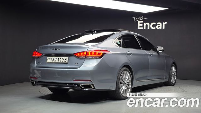 Genesis G80 2017 — photo 2