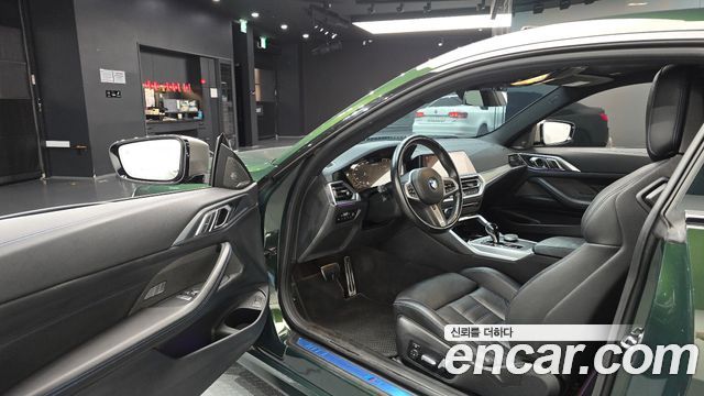 BMW 4-Series 2022 — photo 10