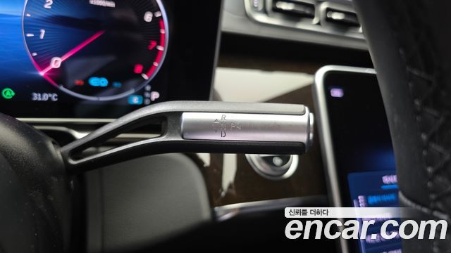 Mercedes-Benz S-Class 2021 — photo 9