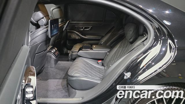 Mercedes-Benz S-Class 2021 — photo 11