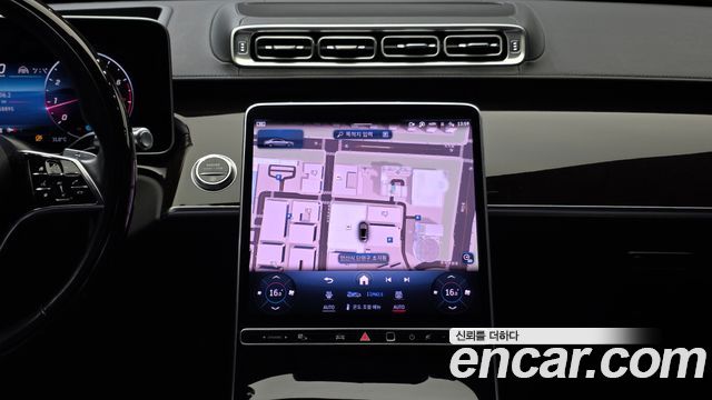 Mercedes-Benz S-Class 2021 — photo 18