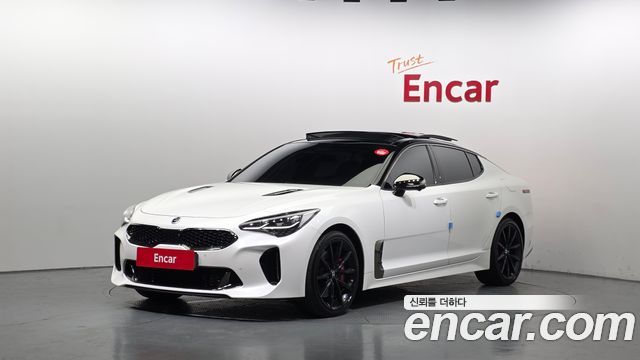 Kia Stinger 2021 — photo 1