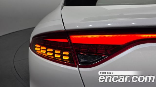 Kia Stinger 2021 — photo 9