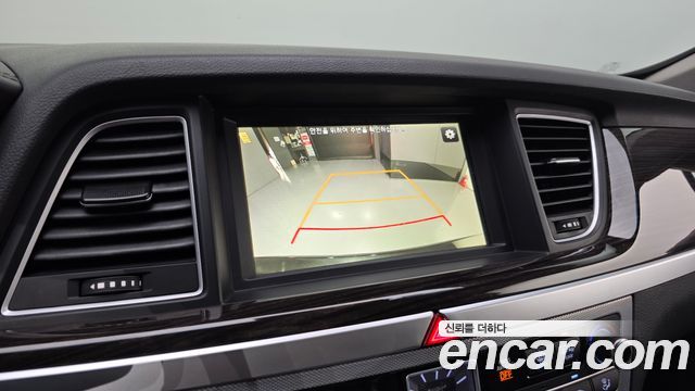Genesis G80 2018 — photo 20
