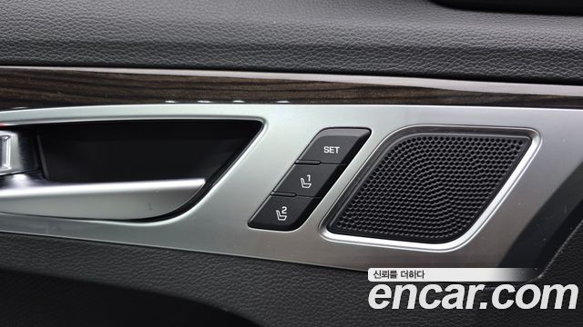 Genesis G80 2018 — photo 29