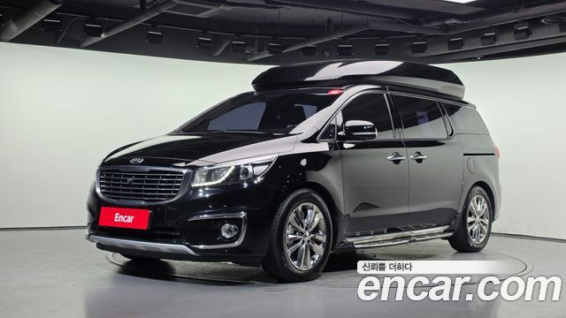 Kia Canival 2018 — photo 1