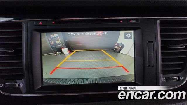 Kia Canival 2016 — photo 15