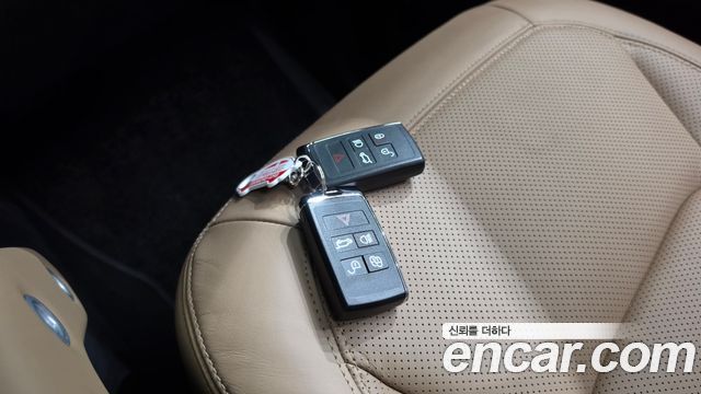 Land Rover Defender 2026 — photo 22