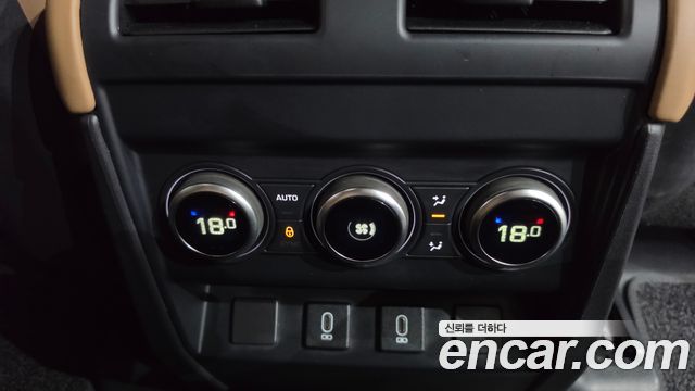 Land Rover Defender 2026 — photo 27