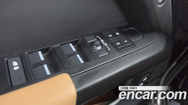 Land Rover Defender 2026 — photo 30