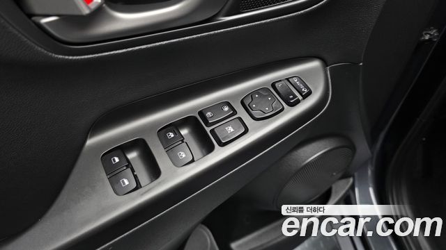 Hyundai Kona 2019 — photo 29