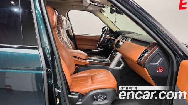 Land Rover Range Rover 2017 — photo 11