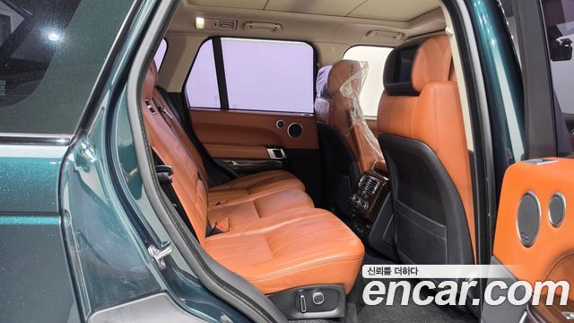 Land Rover Range Rover 2017 — photo 12