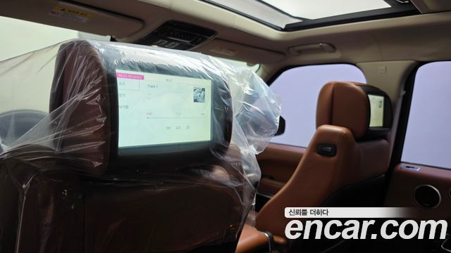 Land Rover Range Rover 2017 — photo 18