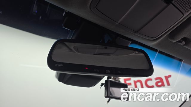 Hyundai Grandeur 2018 — photo 17