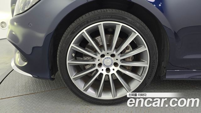 Mercedes-Benz CLS-Class 2016 — photo 5