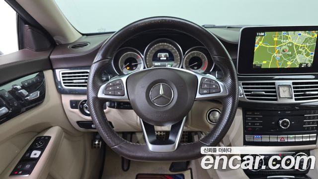 Mercedes-Benz CLS-Class 2016 — photo 13
