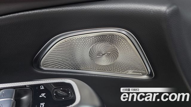 Mercedes-Benz E-Class 2024 — photo 29