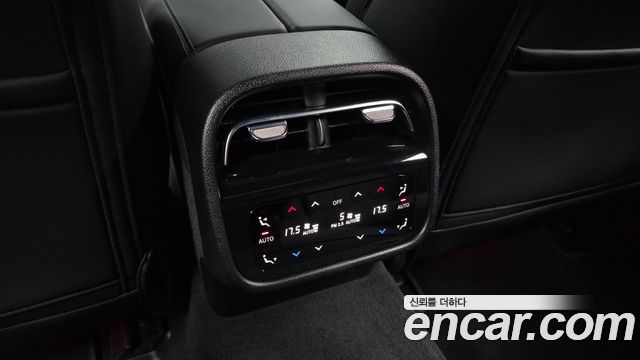 Mercedes-Benz E-Class 2024 — photo 31