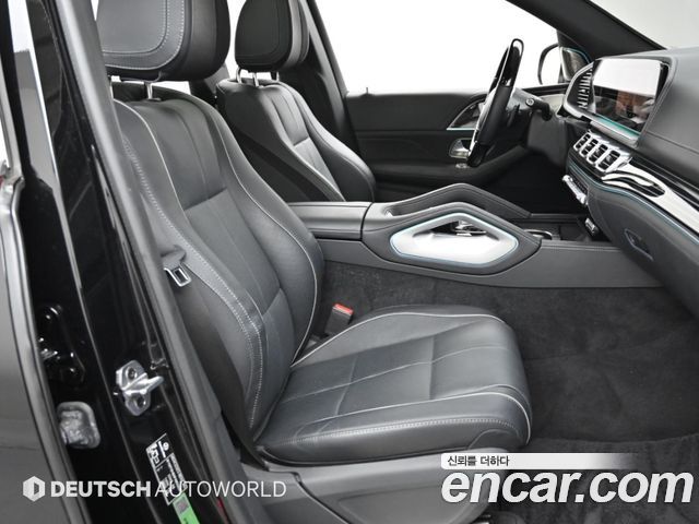 Mercedes-Benz GLS-Class 2023 — photo 10