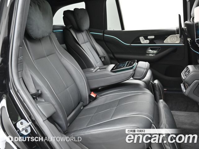 Mercedes-Benz GLS-Class 2023 — photo 12