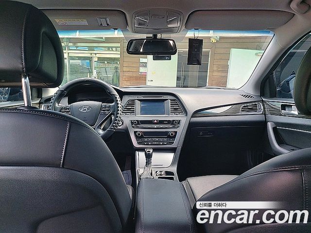 Hyundai Sonata 2015 — photo 13