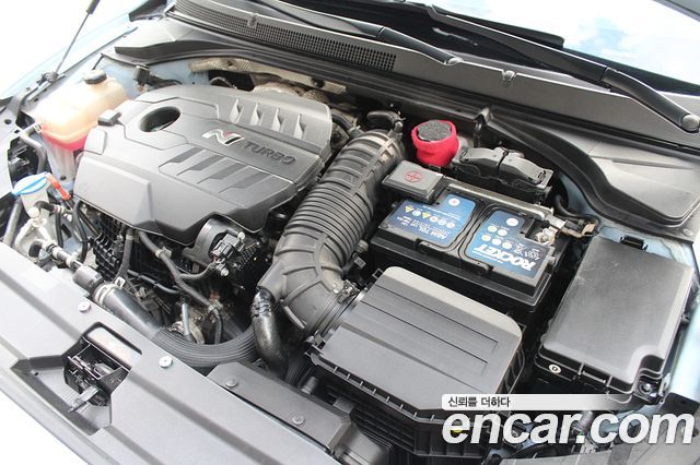 Hyundai Veloster 2021 — photo 18