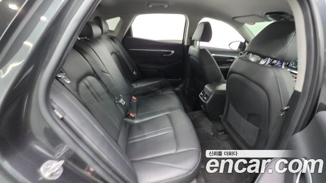 Hyundai Sonata 2023 — photo 19