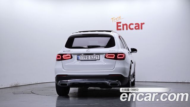 Mercedes-Benz GLC-Class 2021 — photo 4