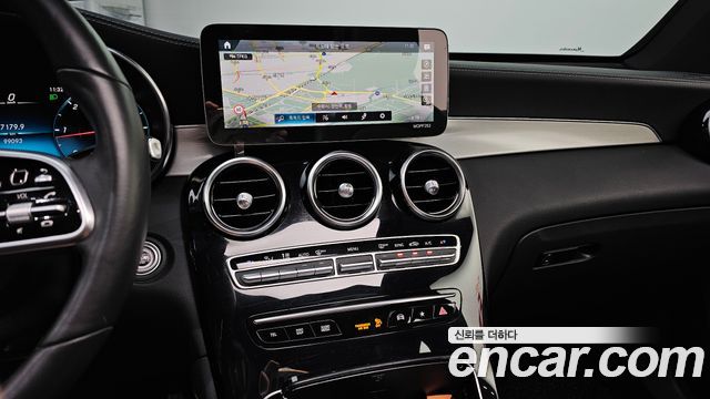 Mercedes-Benz GLC-Class 2021 — photo 20
