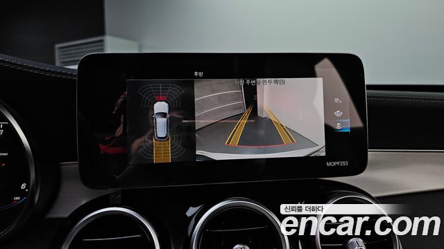 Mercedes-Benz GLC-Class 2021 — photo 21