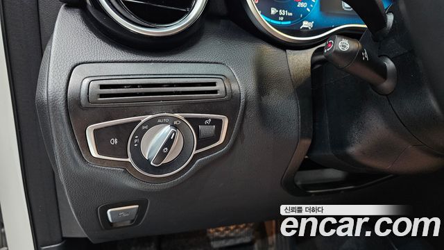 Mercedes-Benz GLC-Class 2021 — photo 23