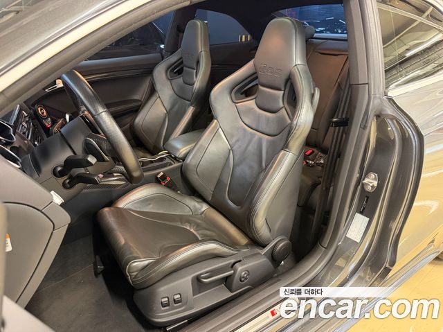 Audi RS5 2016 — photo 10
