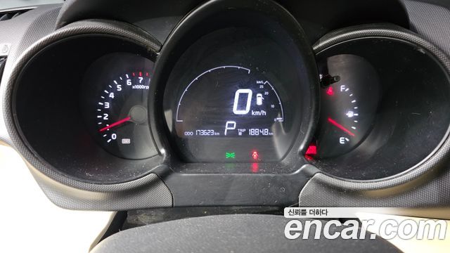 Kia RAY 2013 — photo 8