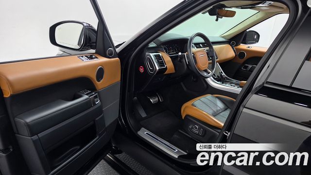 Land Rover Range Rover Sport 2018 — photo 13