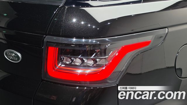 Land Rover Range Rover Sport 2018 — photo 9