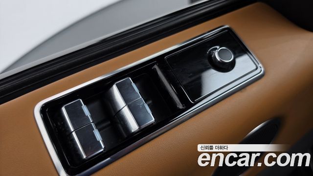 Land Rover Range Rover Sport 2018 — photo 35