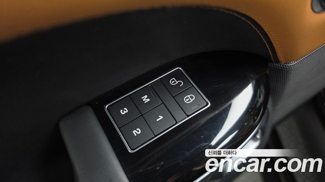 Land Rover Range Rover Sport 2018 — photo 36